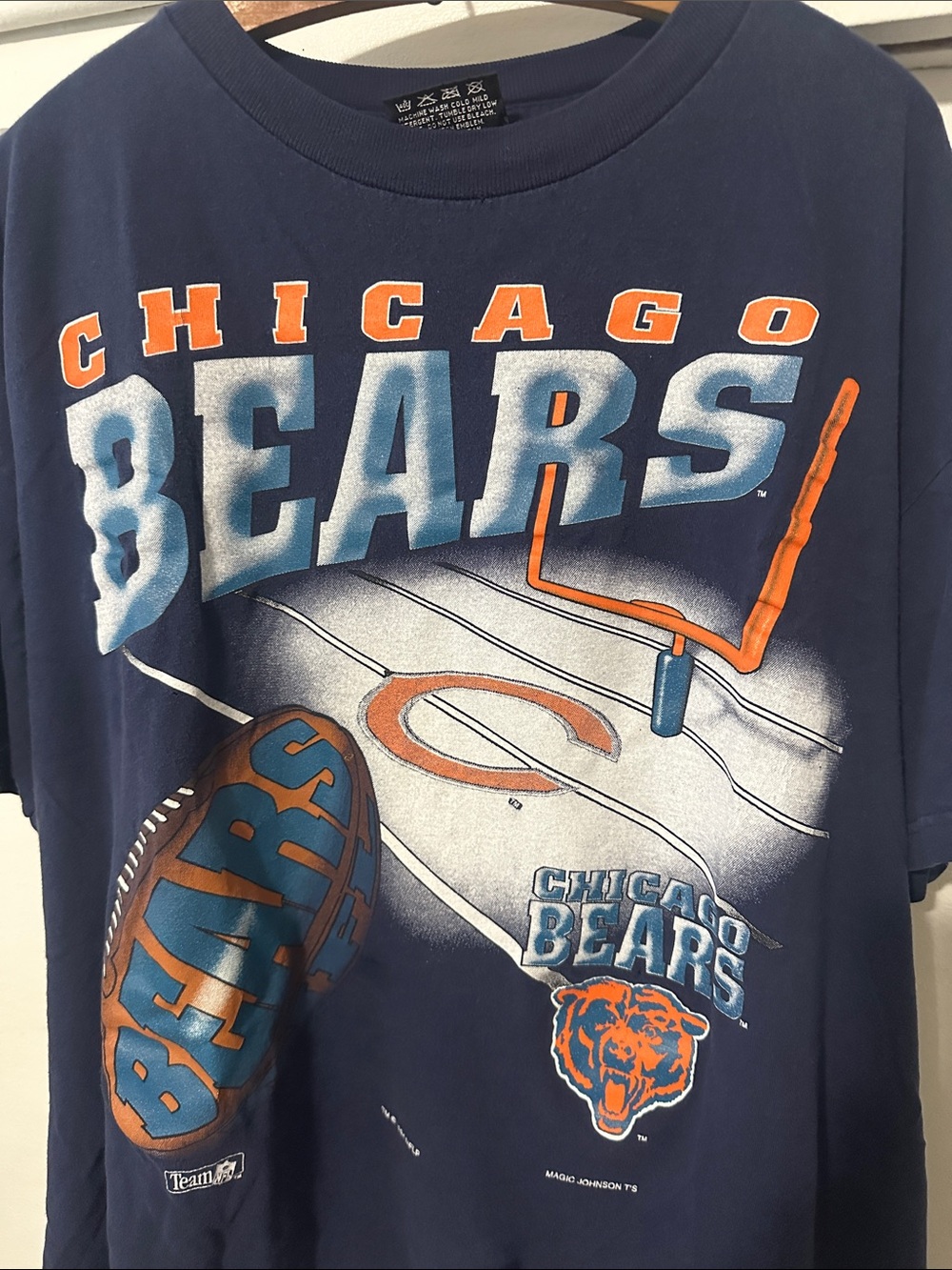 Vintage 1994 Chicago Bears Magic Johnson T’s Tee Size XL NFL Made in USA